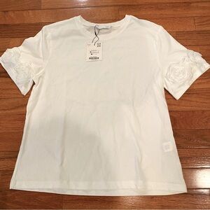 Zara NWT White Floral Appliqué Short Sleeve Tee size small